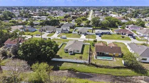 1277 SW Marmore Avenue Port St Lucie FL 34953