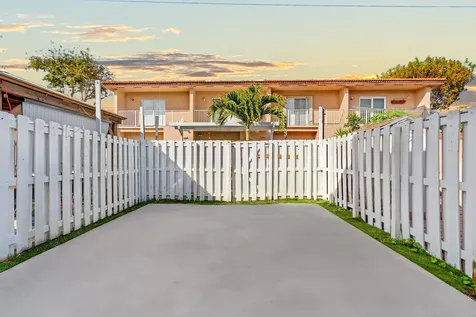 13765 SW 171st Terrace Miami FL 33177