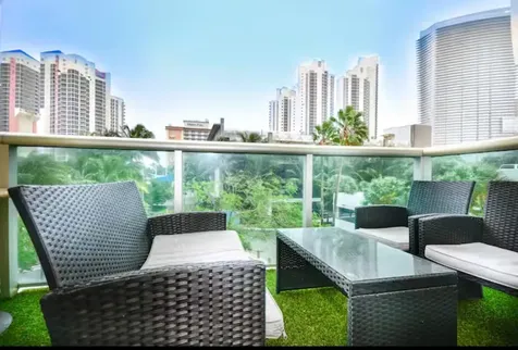 19370 Collins Avenue Sunny Isles Beach FL 33160
