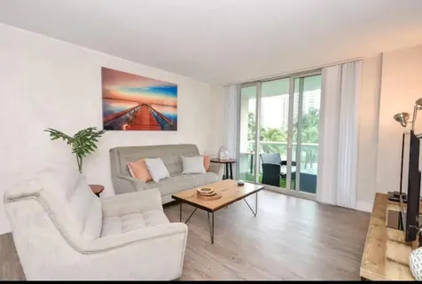 19370 Collins Avenue Sunny Isles Beach FL 33160