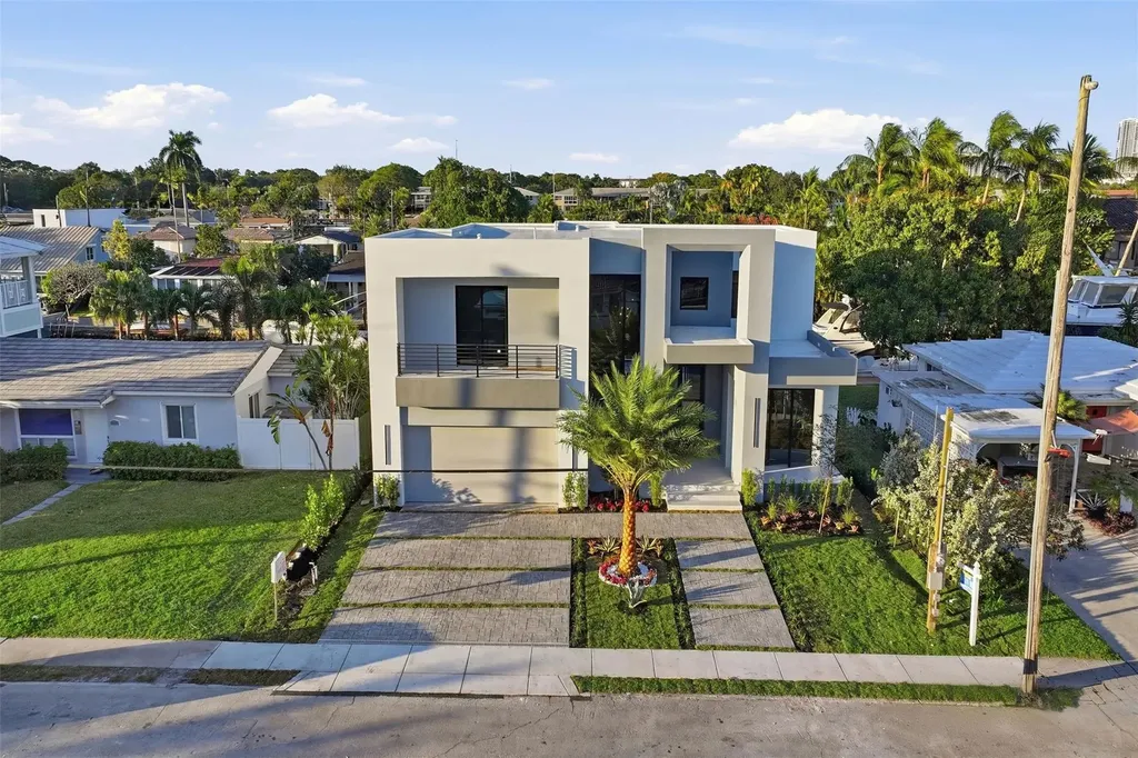 1113 Avocado Isle Fort Lauderdale FL 33315