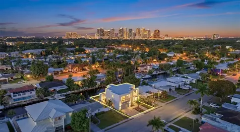 1113 Avocado Isle Fort Lauderdale FL 33315