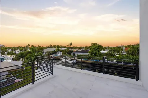1113 Avocado Isle Fort Lauderdale FL 33315