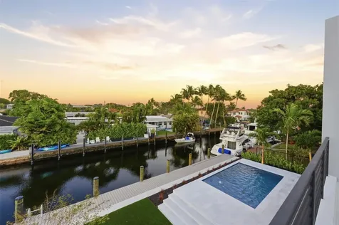1113 Avocado Isle Fort Lauderdale FL 33315