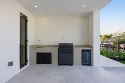 1113 Avocado Isle Fort Lauderdale FL 33315