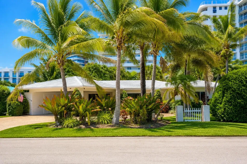 2200 NE 32nd Avenue Fort Lauderdale FL 33305