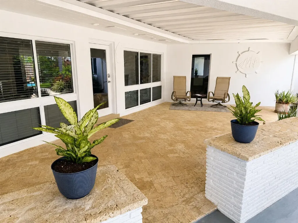 2200 NE 32nd Avenue Fort Lauderdale FL 33305