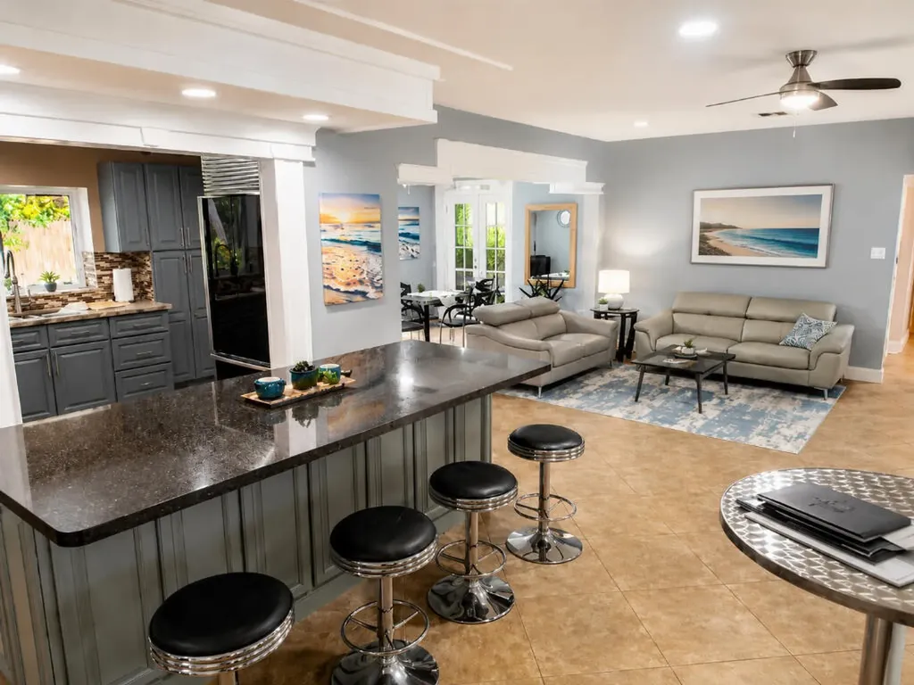 2200 NE 32nd Avenue Fort Lauderdale FL 33305