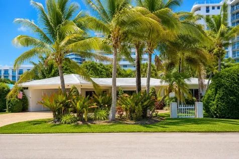 2200 NE 32nd Avenue Fort Lauderdale FL 33305