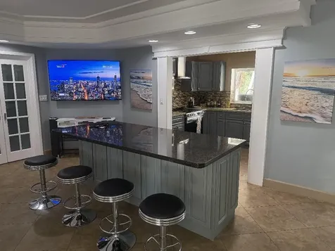2200 NE 32nd Avenue Fort Lauderdale FL 33305