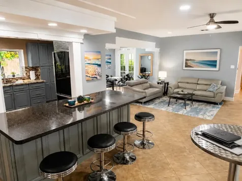 2200 NE 32nd Avenue Fort Lauderdale FL 33305