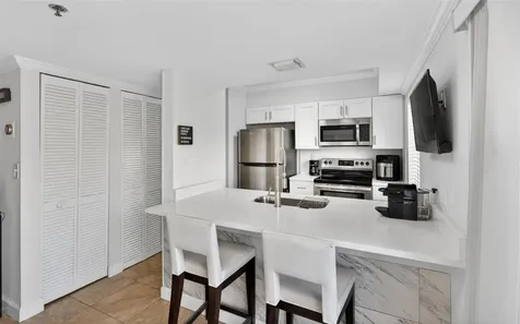 245 Riviera Circle Weston FL 33326