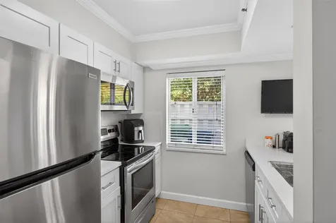 245 Riviera Circle Weston FL 33326