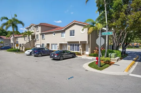 245 Riviera Circle Weston FL 33326