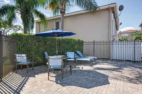 245 Riviera Circle Weston FL 33326