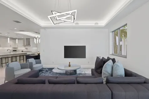 238 Shore Court Lauderdale By The Sea FL 33308