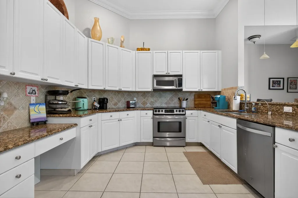 7057 NW 67th Terrace Parkland FL 33067