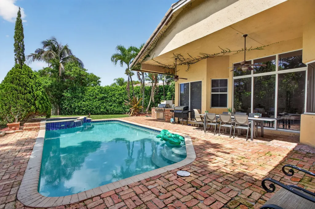 7057 NW 67th Terrace Parkland FL 33067