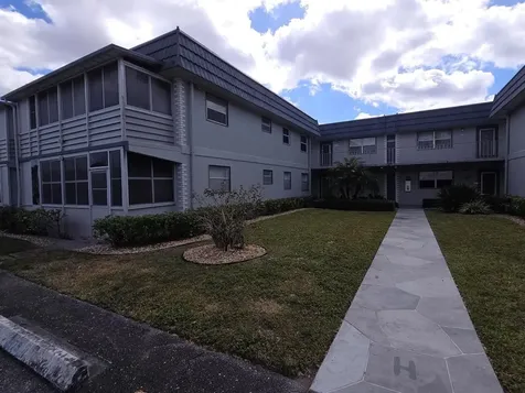 352 Brittany H Delray Beach FL 33446