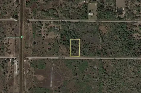 19731 NW 266th Street Okeechobee FL 34972