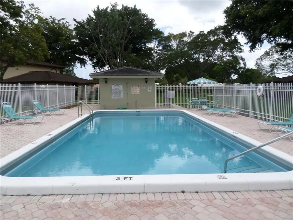 8877 NW 28th Drive Coral Springs FL 33065