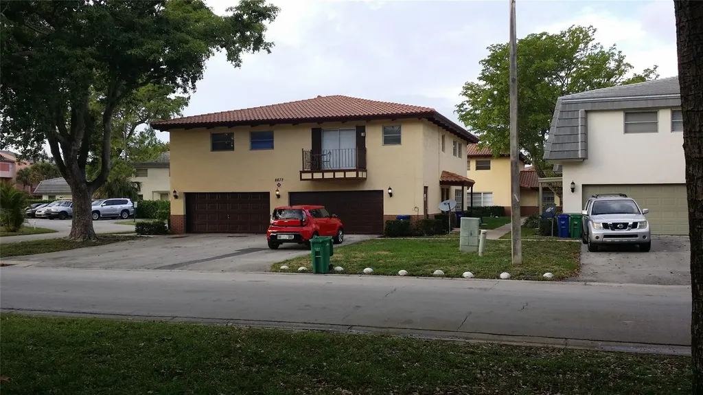 8877 NW 28th Drive Coral Springs FL 33065