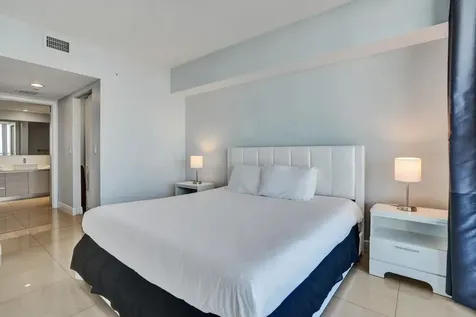 2600 E Hallandale Beach Boulevard Hallandale Beach FL 33009
