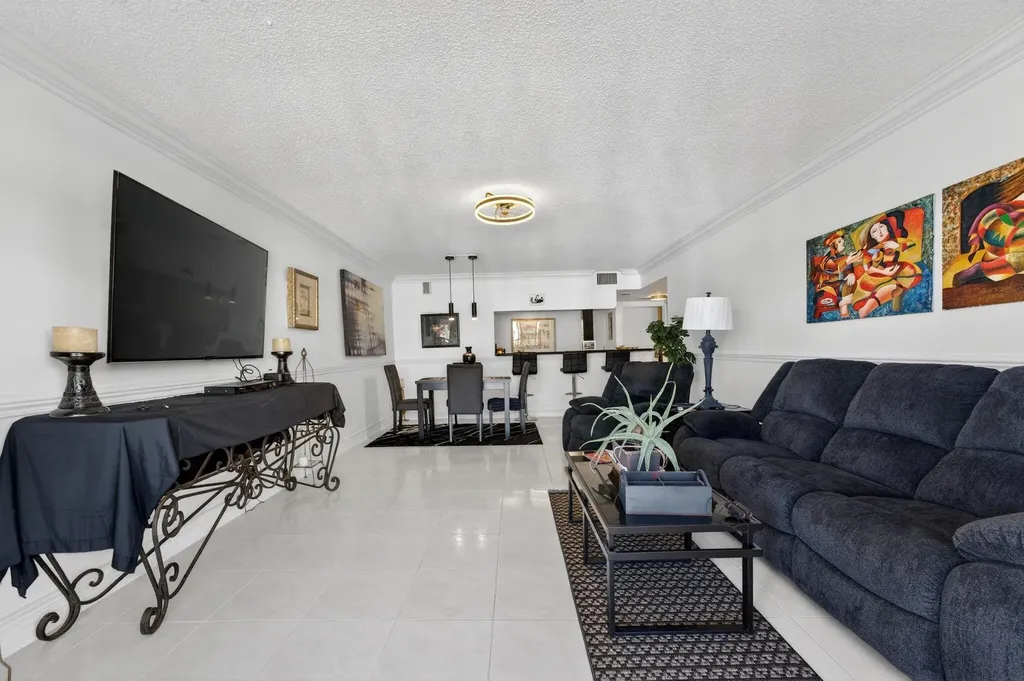 1149 Hillsboro Mile Hillsboro Beach FL 33062