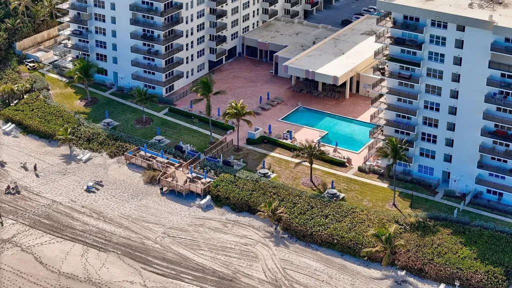 1149 Hillsboro Mile Hillsboro Beach FL 33062