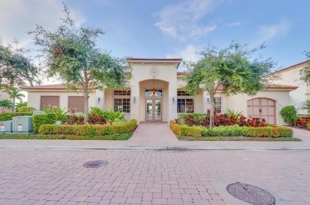 2086 Foxtail View Court West Palm Beach FL 33411