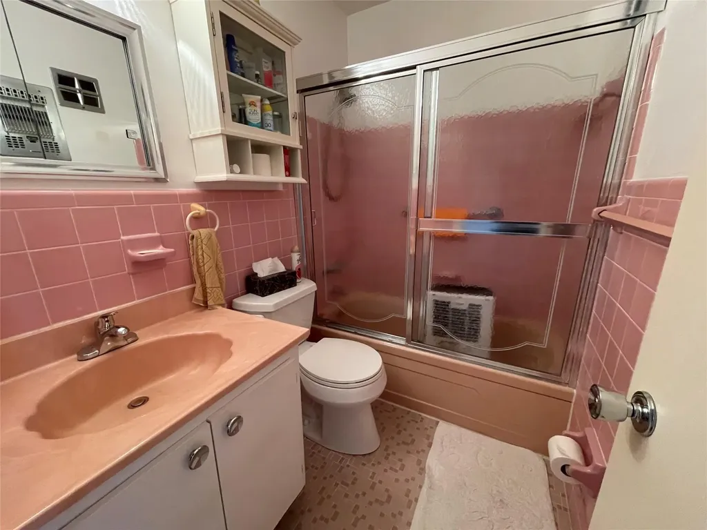 2141 NE 56th Street Fort Lauderdale FL 33308
