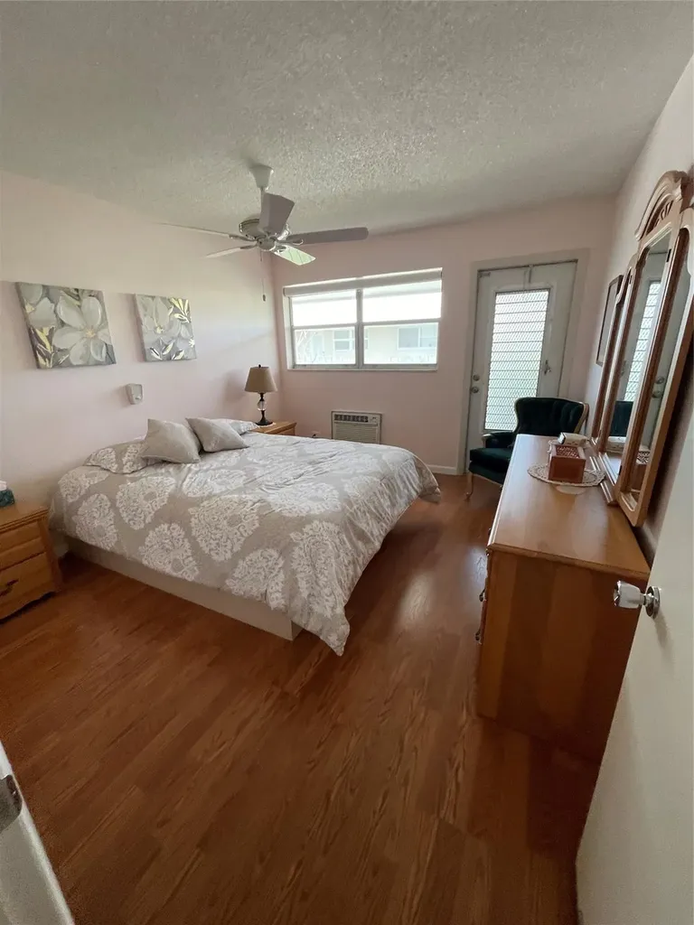 2141 NE 56th Street Fort Lauderdale FL 33308