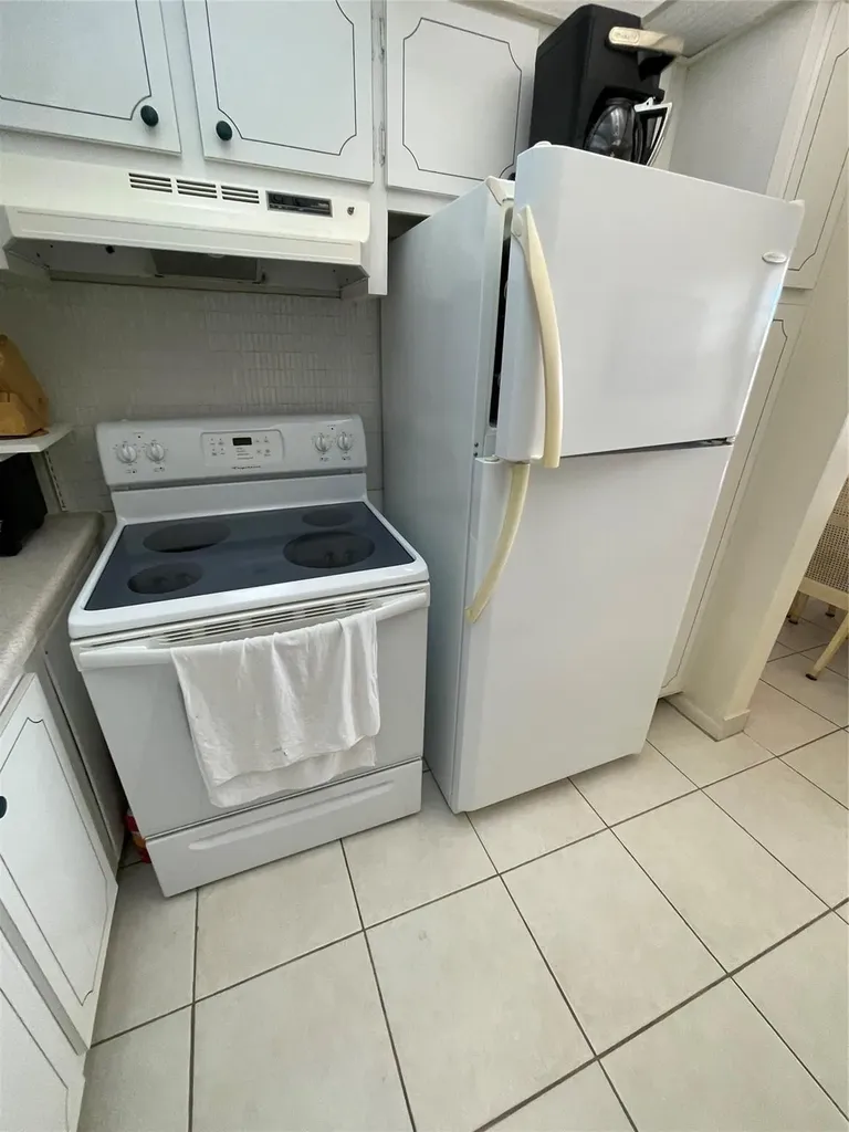 2141 NE 56th Street Fort Lauderdale FL 33308