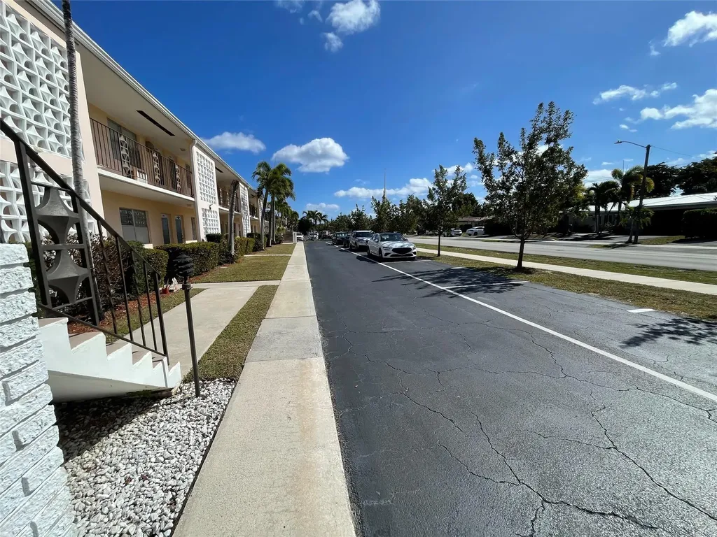 2141 NE 56th Street Fort Lauderdale FL 33308