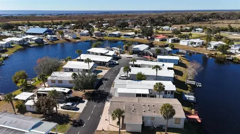 12470 SE 140th Road Okeechobee FL 34974
