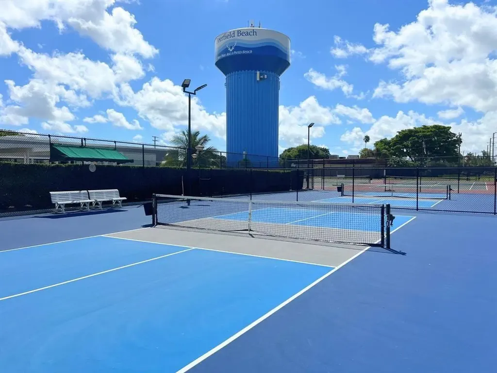 24 Keswick B Deerfield Beach FL 33442