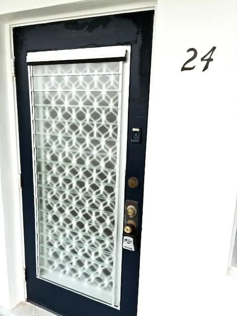 24 Keswick B Deerfield Beach FL 33442