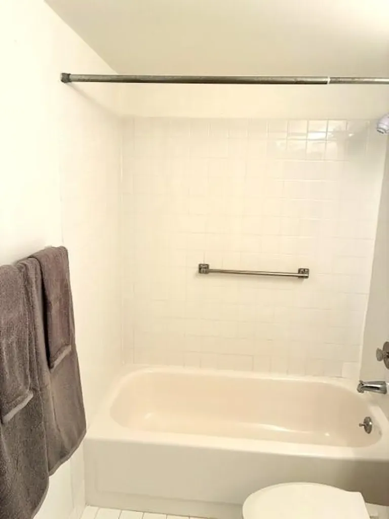 24 Keswick B Deerfield Beach FL 33442