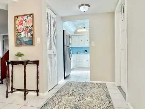4401 NW 41st Street Lauderdale Lakes FL 33319