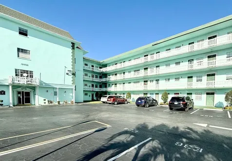 4401 NW 41st Street Lauderdale Lakes FL 33319