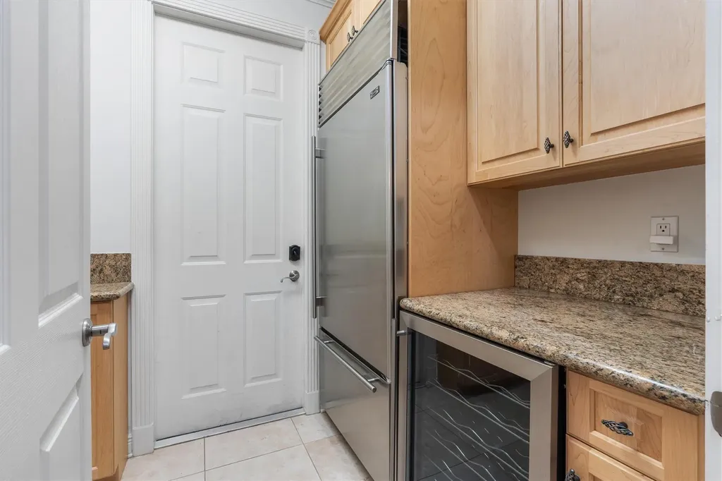 59 Hendricks Isle Fort Lauderdale FL 33301