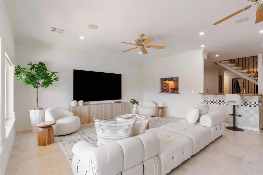 59 Hendricks Isle Fort Lauderdale FL 33301