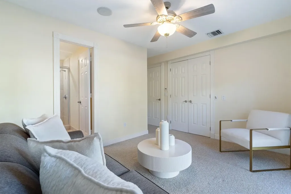 59 Hendricks Isle Fort Lauderdale FL 33301