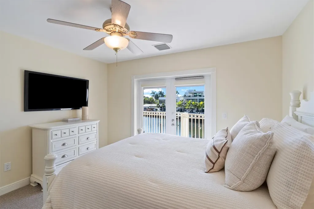 59 Hendricks Isle Fort Lauderdale FL 33301