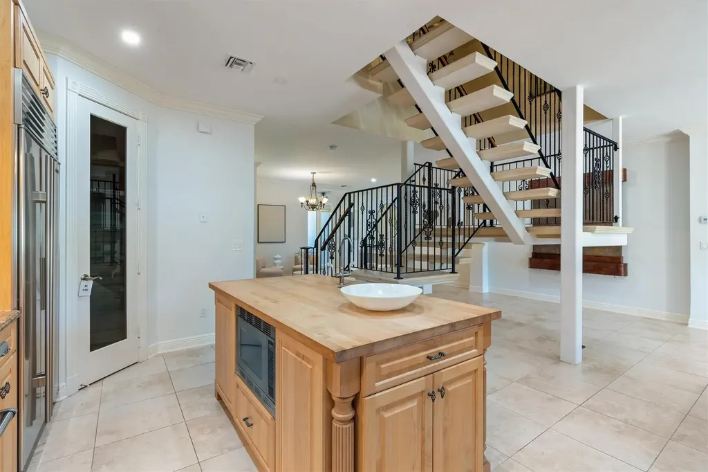 59 Hendricks Isle Fort Lauderdale FL 33301