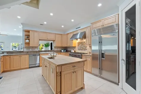 59 Hendricks Isle Fort Lauderdale FL 33301