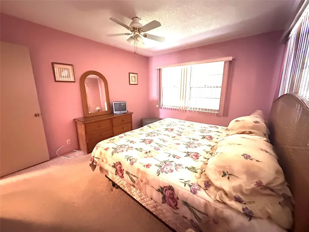 124 Ventnor F Deerfield Beach FL 33442