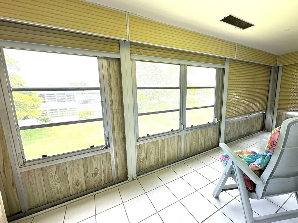 124 Ventnor F Deerfield Beach FL 33442