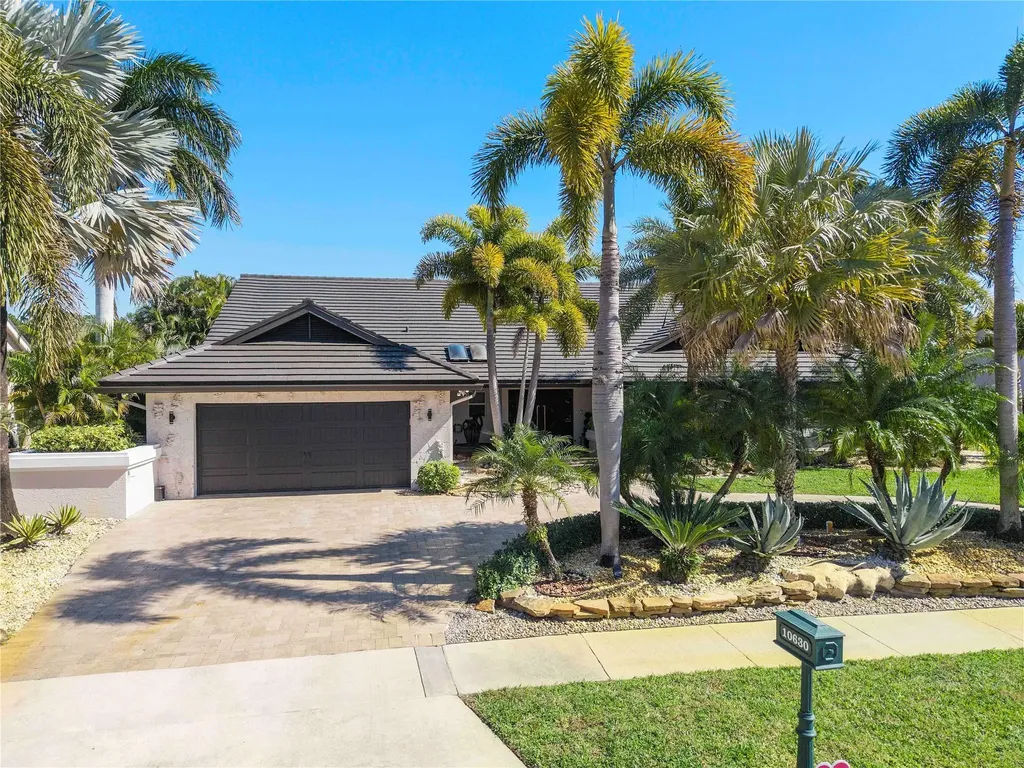 10630 Boca Woods Lane Boca Raton FL 33428
