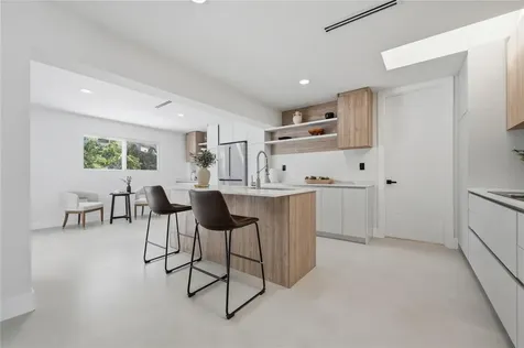 1850 NE 197th Terrace Miami FL 33179